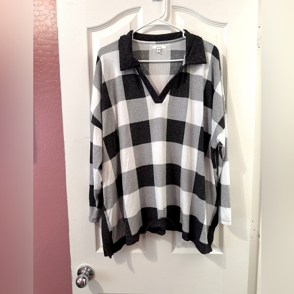 Maurice’s Polo Long Sleeve Top Color Black and White Checkered Size 1X